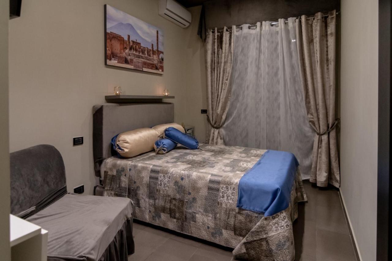 Domus Vesuvio Bed & Breakfast *